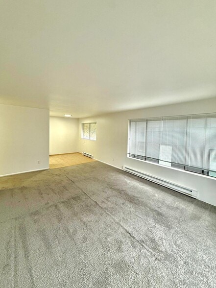 Building Photo - 2611 44th Ave SW