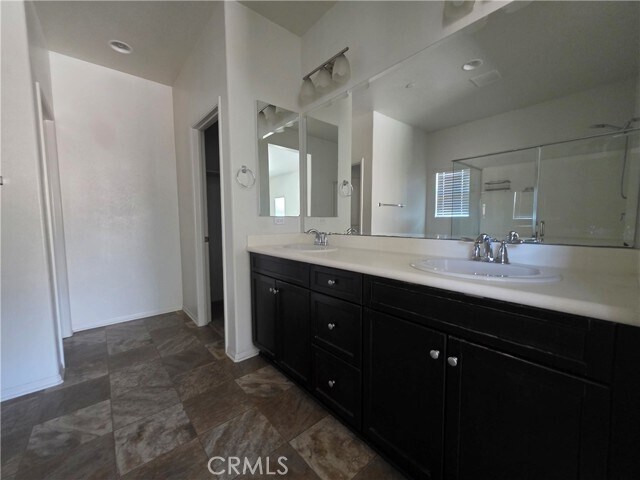 Building Photo - 3253 Quarry Dr