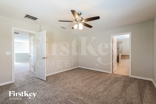 Building Photo - 186 Iron Horse Ln
