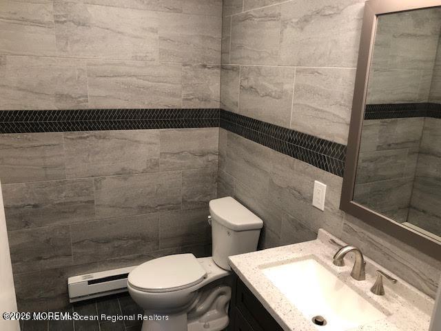 Building Photo - 140 Parkway Dr