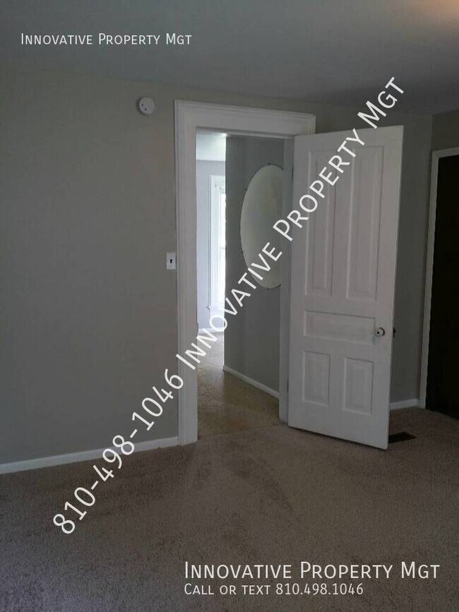 Building Photo - Spacious 4 bedroom , 1 1/2 bath home in Ga...