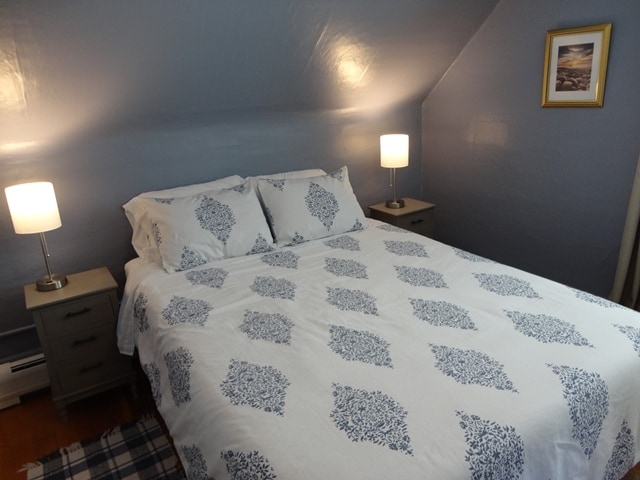 Building Photo - 8 Russell St