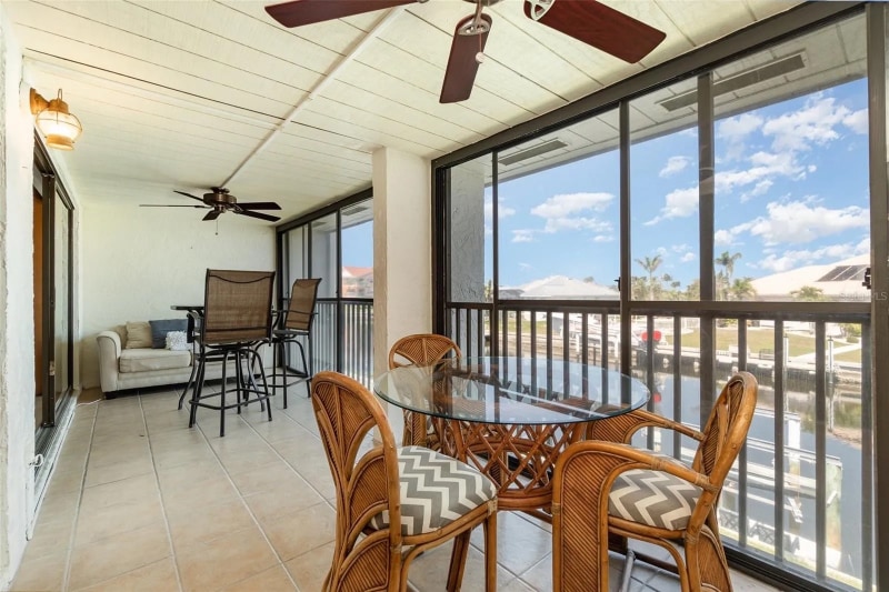Building Photo - 1423 Mediterranean Dr