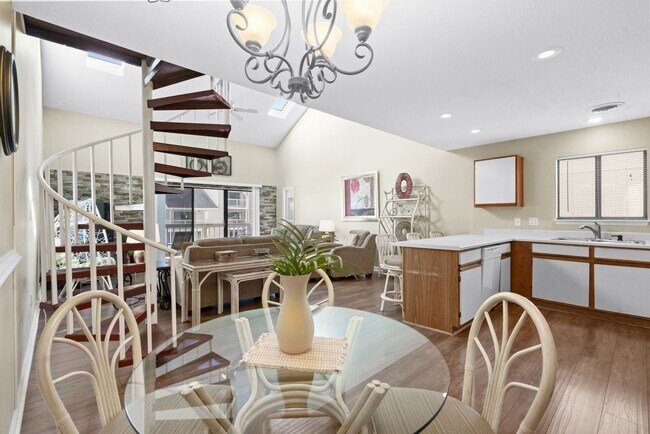 Building Photo - ***Free Utilities ** Seasonal Rental Available October 5 to Feb 1st  2026