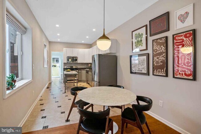 Building Photo - 1724 Morris St