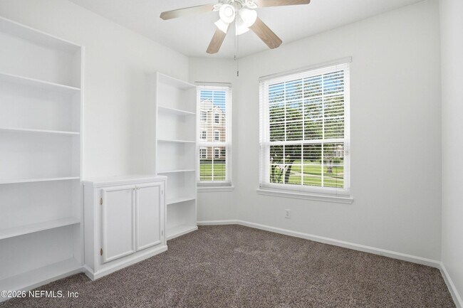 Building Photo - 7990 Baymeadows Rd E