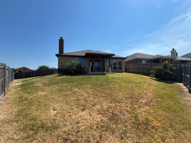 Building Photo - 1213 Ashley Dr