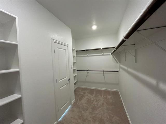 Building Photo - 724 Penvenen Pl