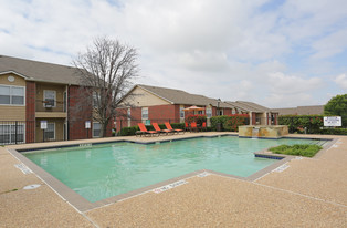 Pool Area - Stonebrook Village