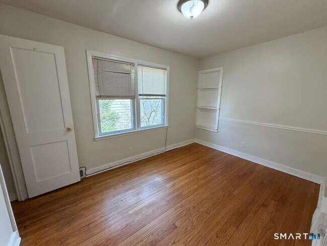 Building Photo - 279 Clermont Ave