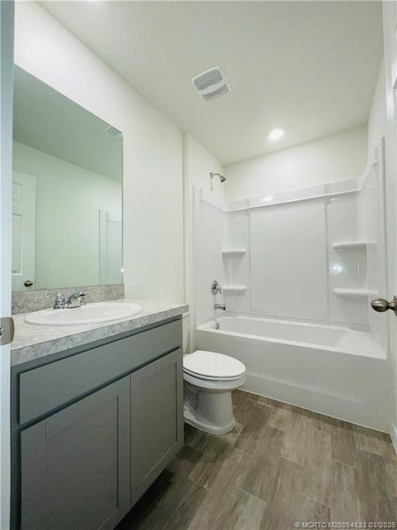 Building Photo - 934 SW McDevitt Ave