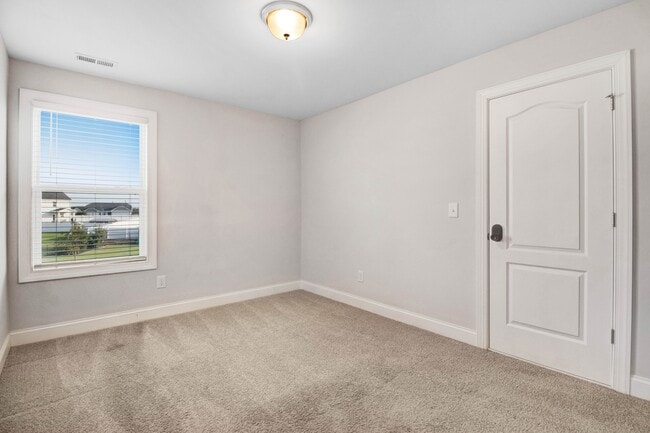 Building Photo - 106 Salmon Ln