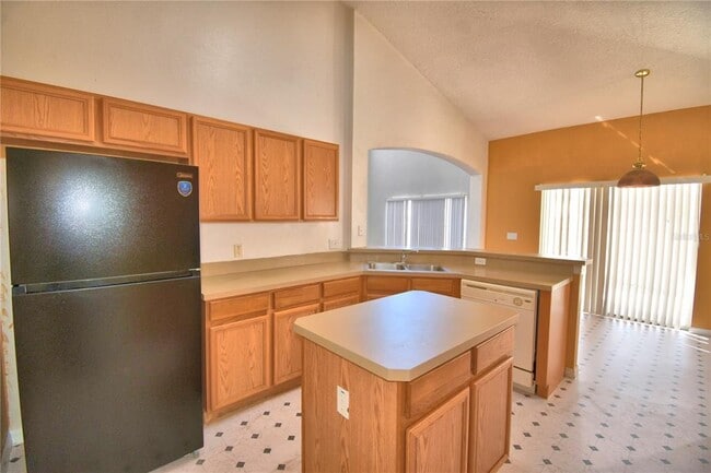 Building Photo - 439 Churchill Ct