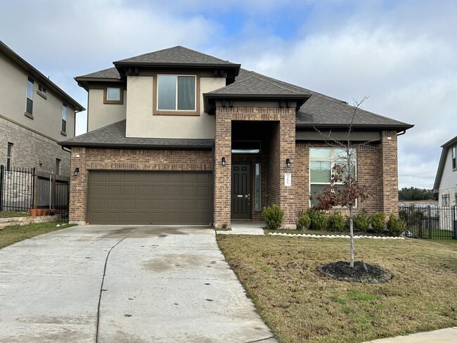 Building Photo - 3005 Zelma Dr