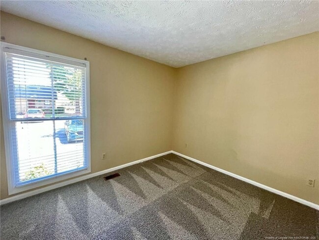 Building Photo - 4609 Fen Ct
