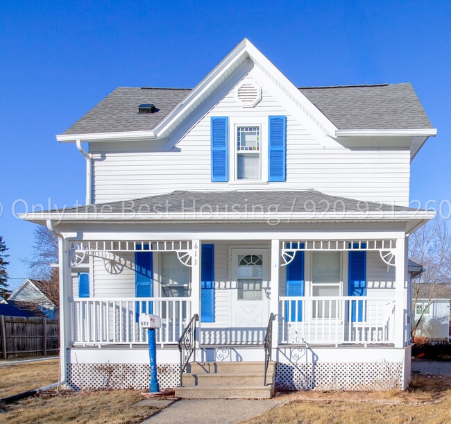 Building Photo - 611 Sherry St