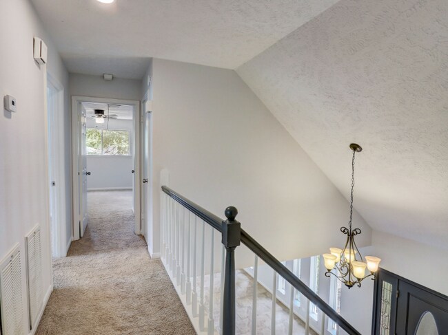 Building Photo - 1951 Round Spring Dr