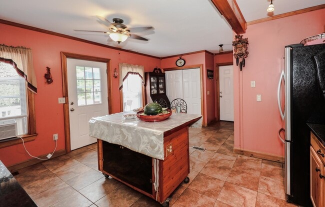 Building Photo - 90 Merrimack St