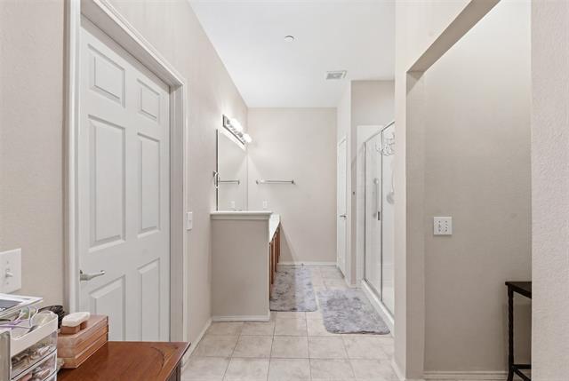 Building Photo - 7257 Rembrandt Dr