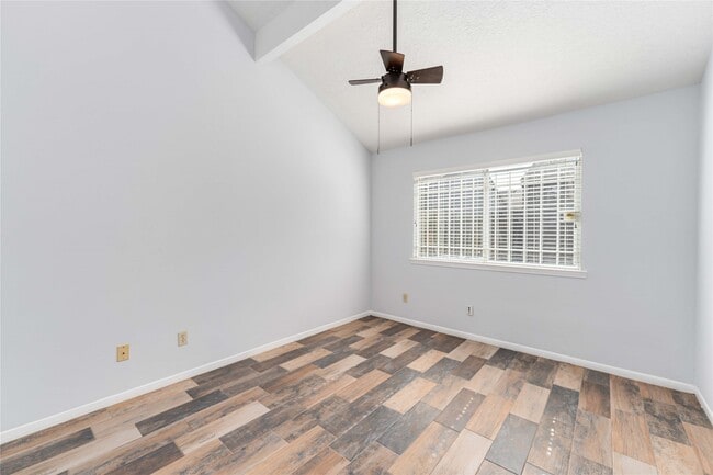 Building Photo - 2282 Gemini St