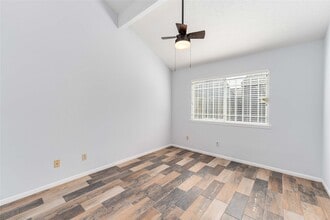 Building Photo - 2282 Gemini St