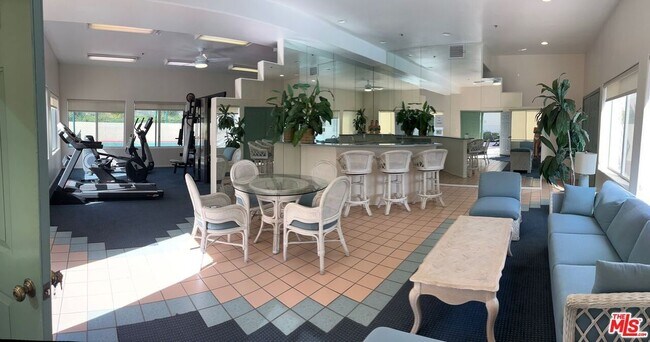 Building Photo - 3460 S Centinela Ave