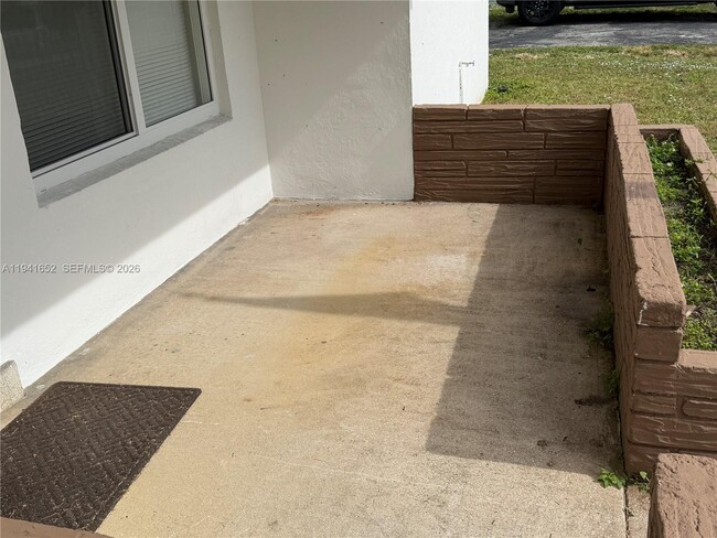 Building Photo - 3581 SW 13th Ct