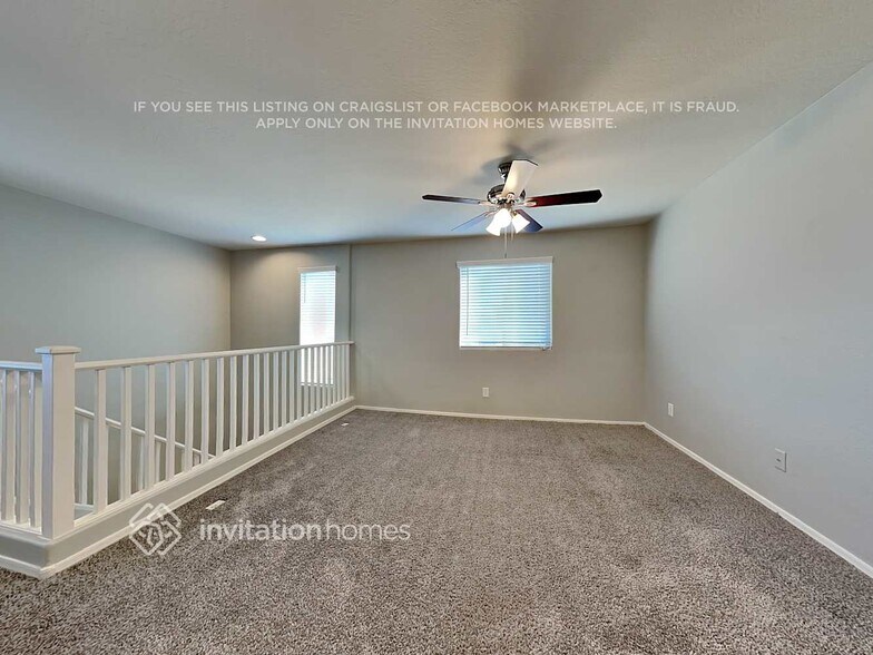 Building Photo - 4465 Kirkland Ave