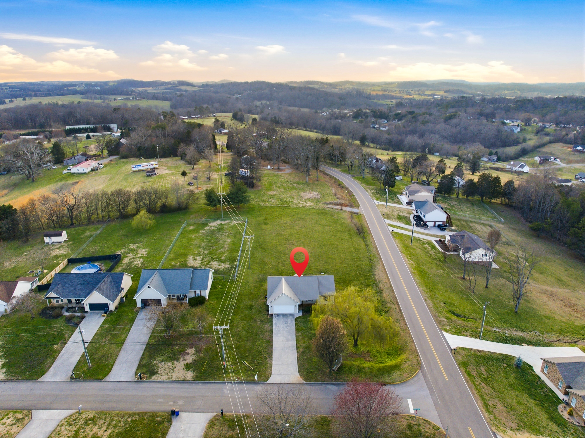 house & neighbors - 1453 Chessingham Dr