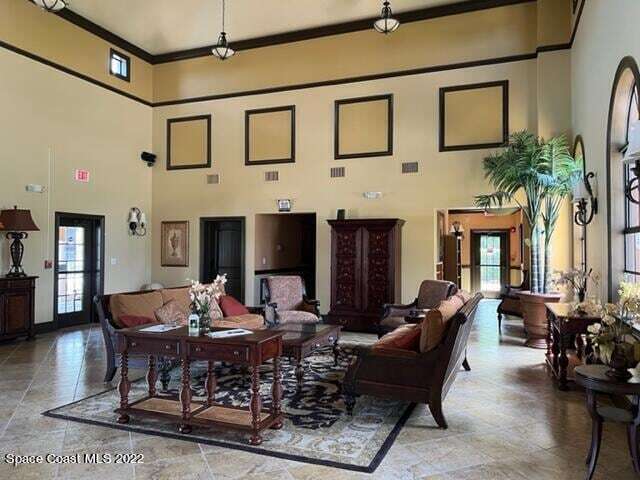 Building Photo - 89 Redondo Dr