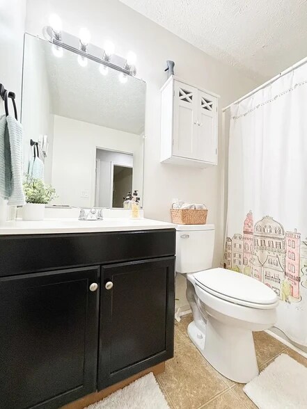 Building Photo - 1209 Mount Rushmore Way