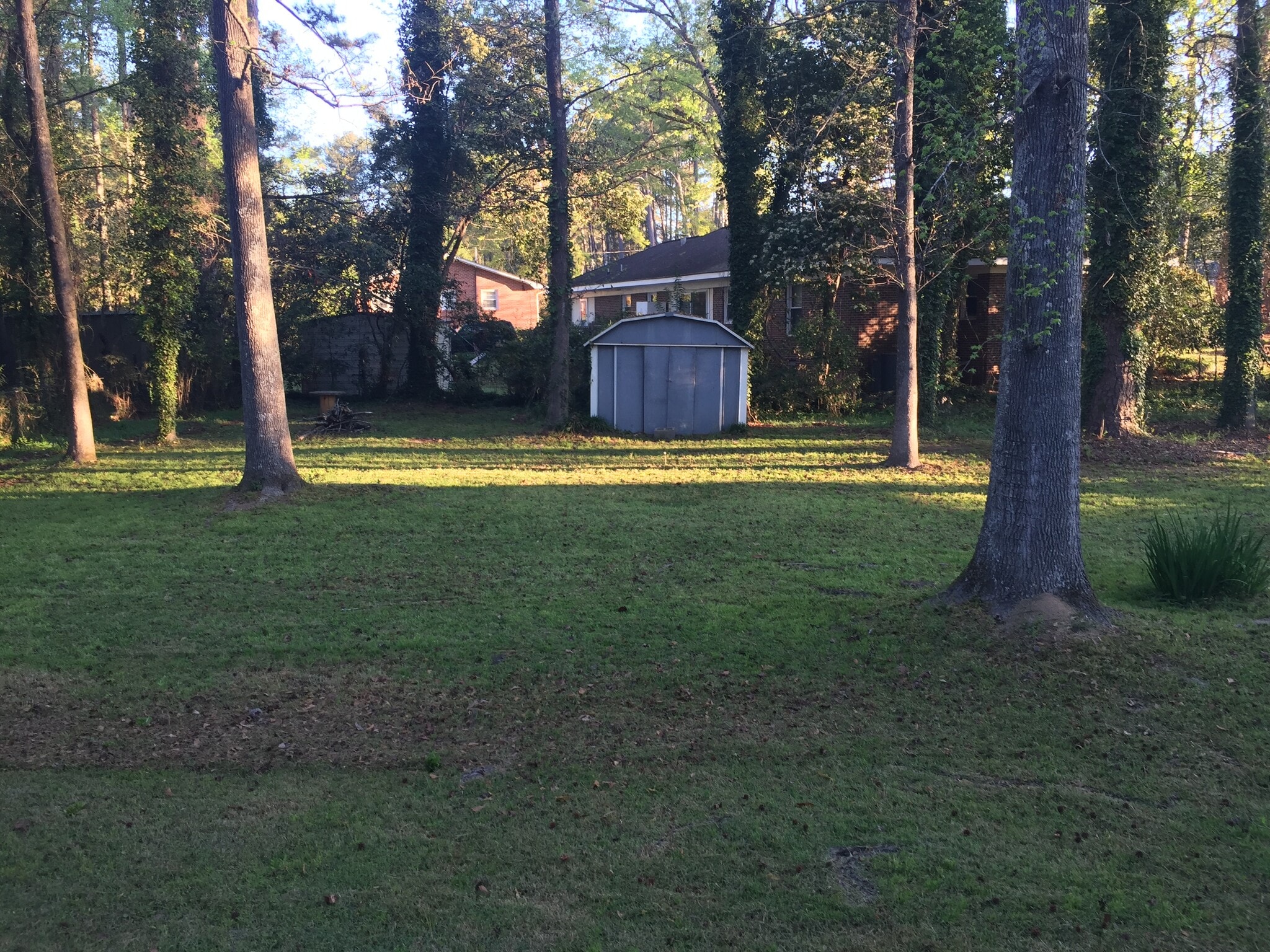 Building Photo - 1034 N PIERCE AVE