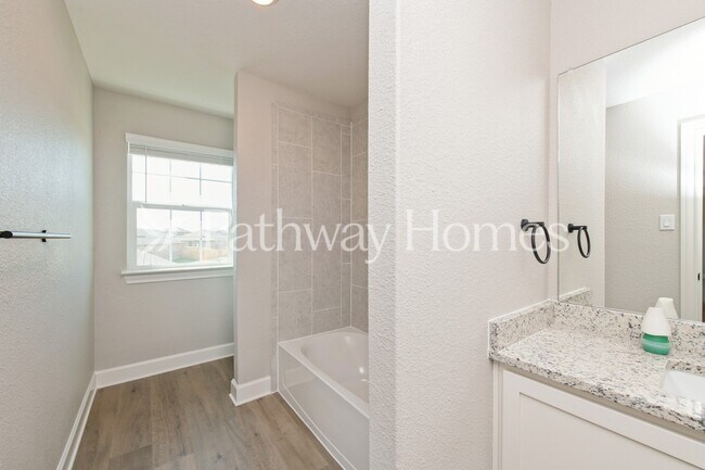 Building Photo - 601 Brookside Dr