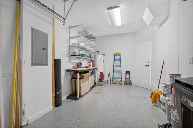 Building Photo - 981 SW 149th Ct