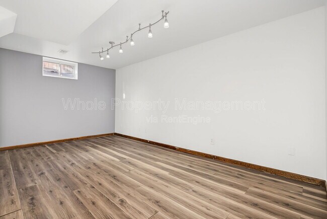 Building Photo - 7071 Ruth Way