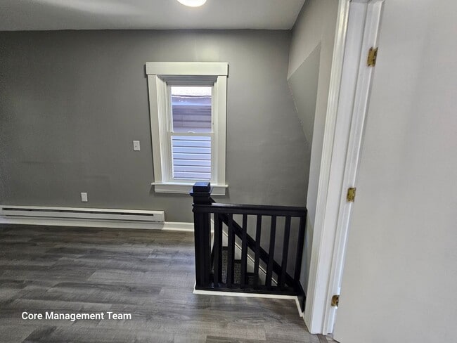 Building Photo - Updated 1 bedroom 1 bath apartment for rent!