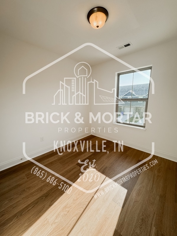 Building Photo - 1458 Mountain Quail Cir