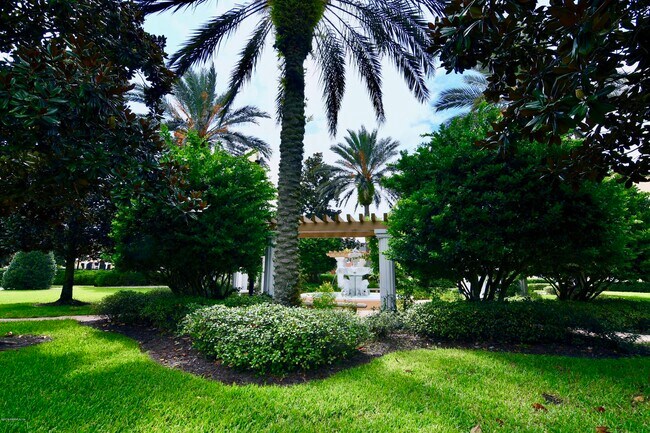 Building Photo - 10075 GATE N Pky