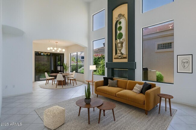 Building Photo - 8100 E Camelback Rd