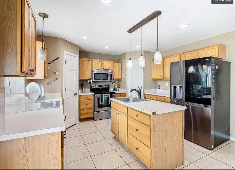 Building Photo - 301 Erie Ct
