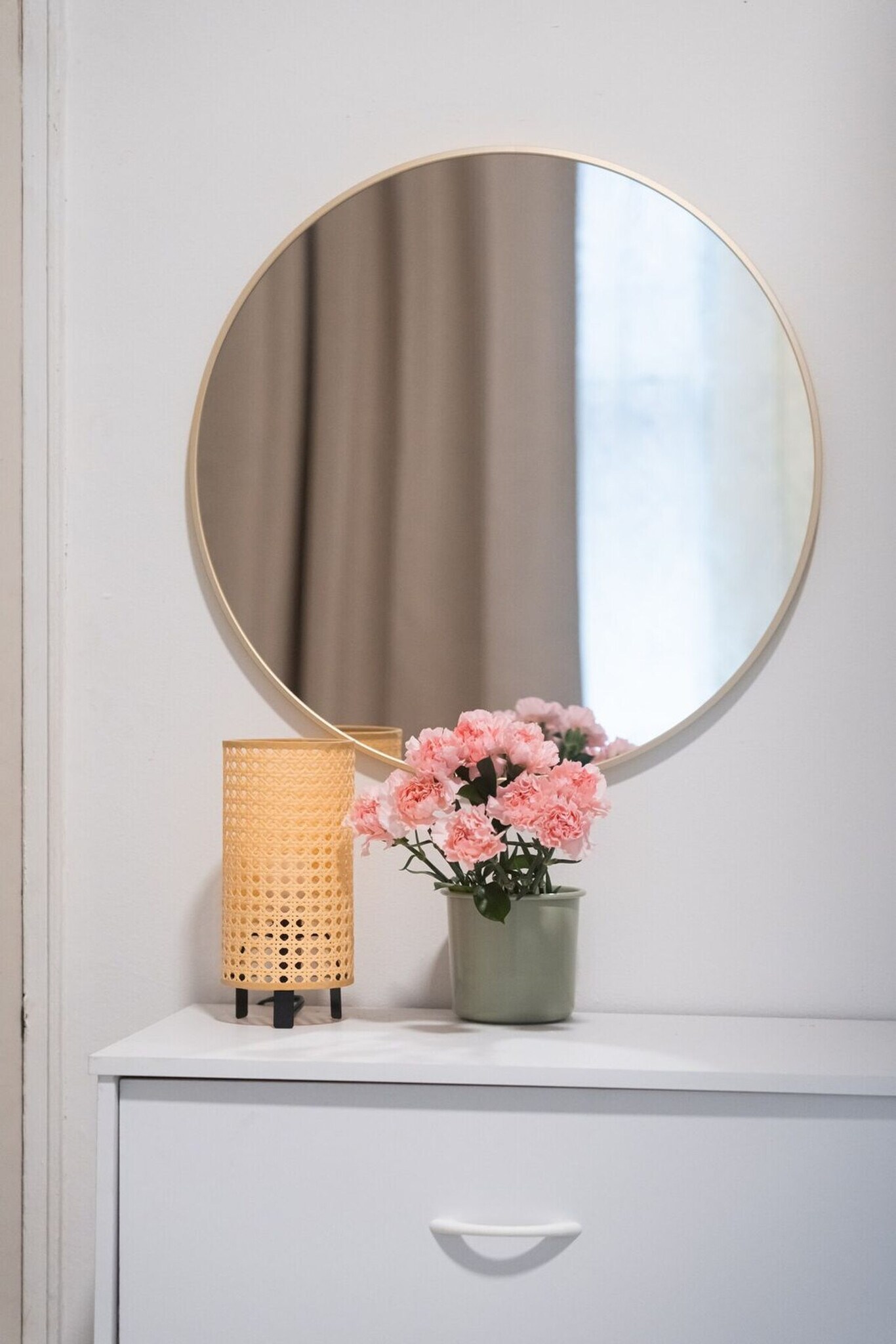 Building Photo - 252 E 33rd St