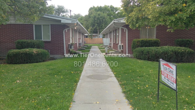 Building Photo - NO DEPOSIT option available for qualified ...