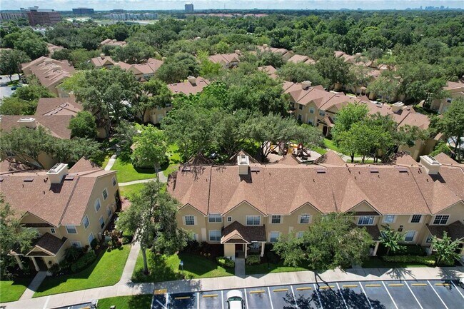 Building Photo - 860 Grand Regency Pointe