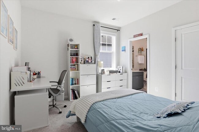 Building Photo - 22773 Orch Grv Dr