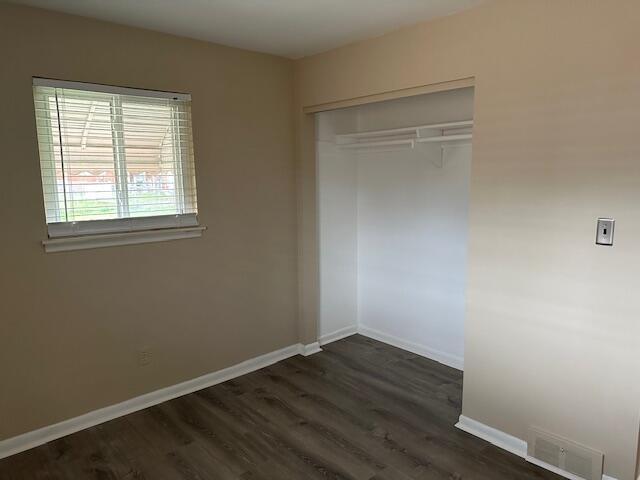 Building Photo - 18547 Hillcrest St