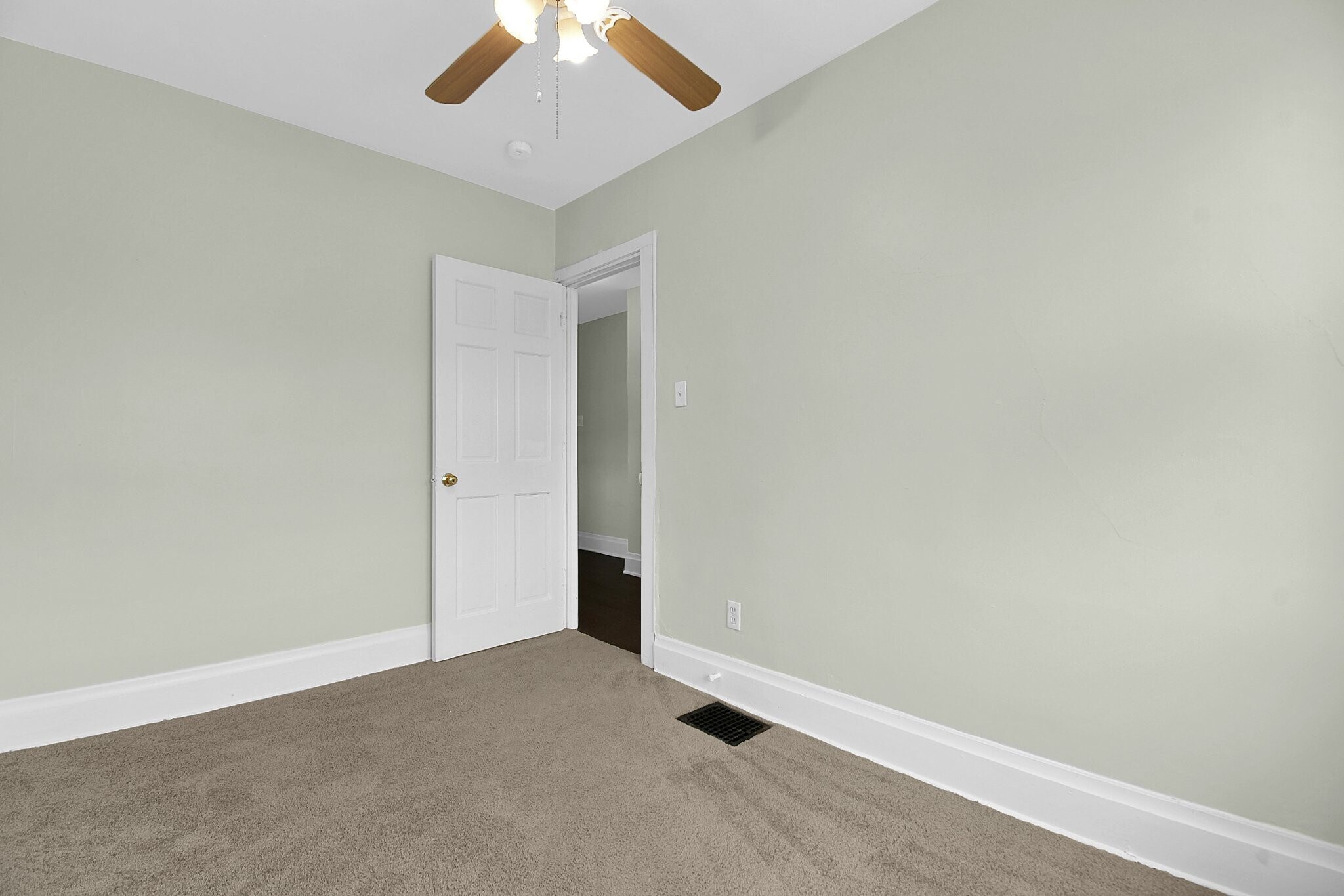 Building Photo - 97 E Frambes Ave