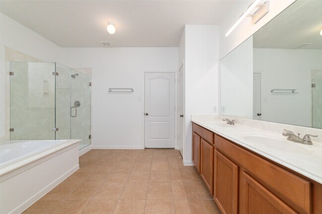 Building Photo - 2618 Bridgestone Park Ln