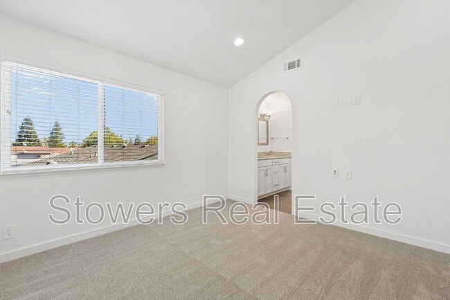 Building Photo - 963 Morello Ave