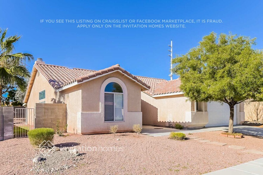 Building Photo - 8927 Termoli St