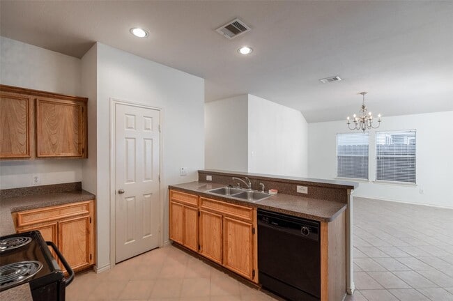 Building Photo - 11712 Logan Ridge Dr
